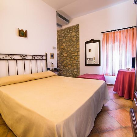 Principe Di Aragona Villa Стая снимка