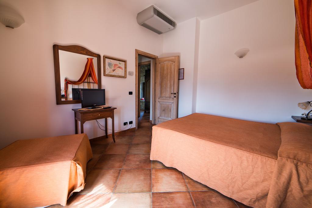 Principe Di Aragona Villa Стая снимка