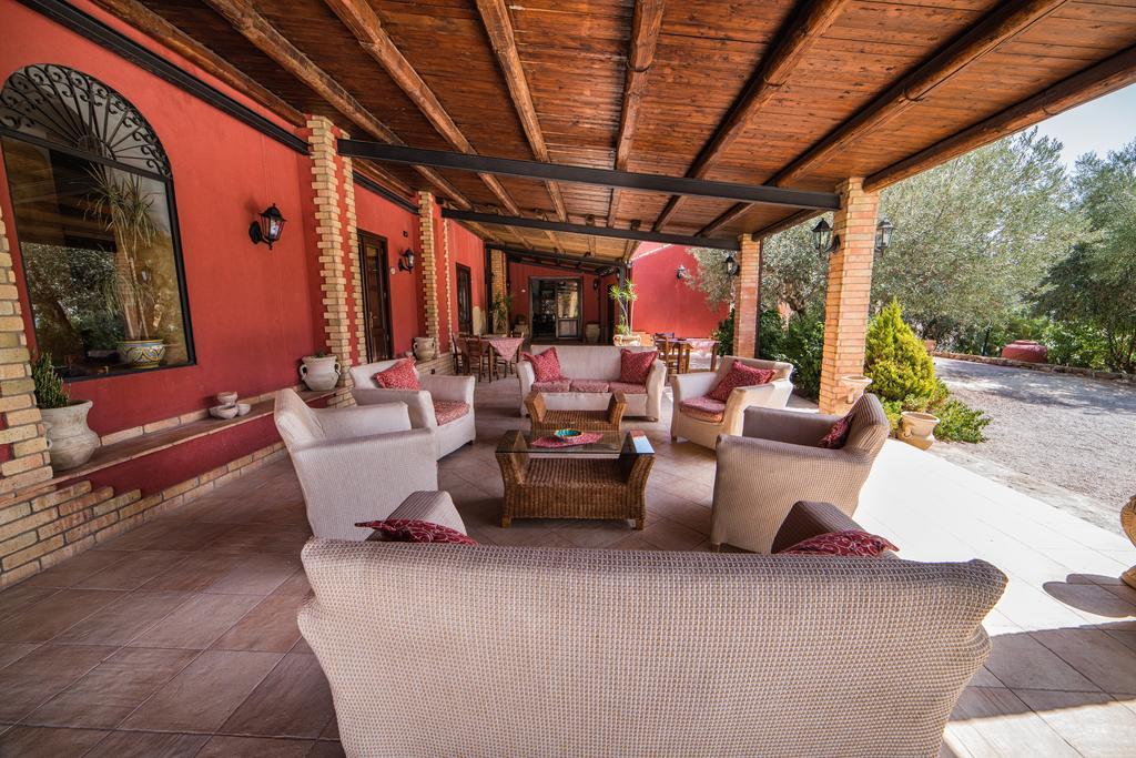 Principe Di Aragona Villa Екстериор снимка